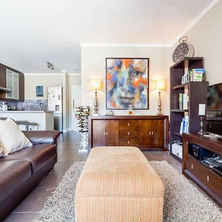 Amava Quayside Apartment Cape Town Bagian luar foto