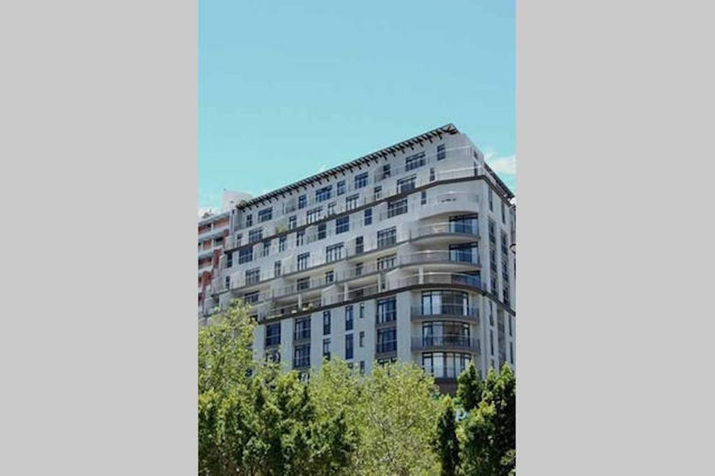 Amava Quayside Apartment Cape Town Bagian luar foto